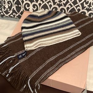 Scarf with beanie